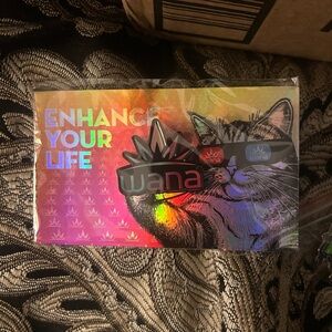 a.n.a Holographic Cat card with pin wana — Rainbow Reflective Design